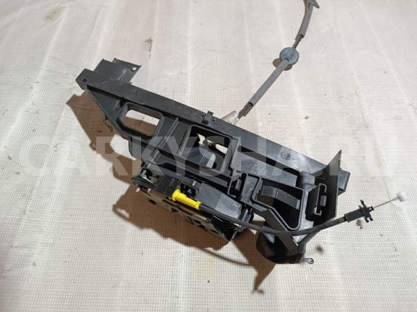 Замок двери задней левой Ford Kuga 