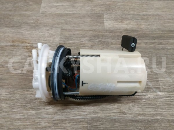 Насос топливный Toyota Avensis 