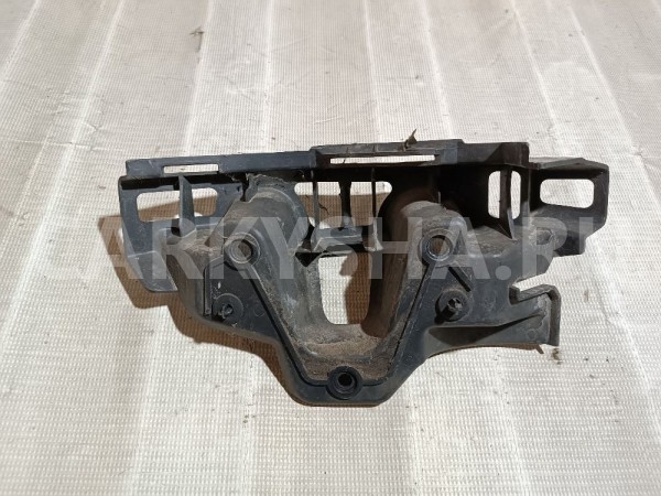 Кронштейн заднего бампера правый Land Rover Range Rover 