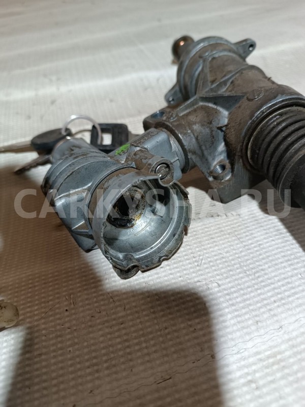 Замок зажигания со вставками (к-кт) Volvo 740 