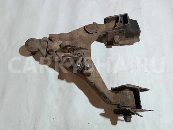 Рычаг передний нижний правый Kia Sorento 