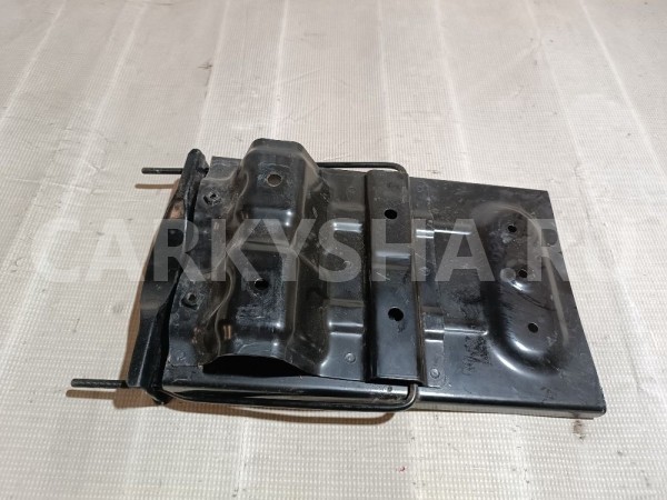 Подставка под аккумулятор Suzuki Grand Vitara 