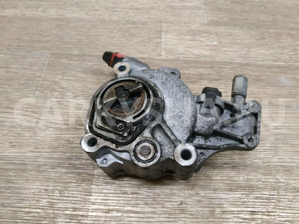 Насос вакуумный Land Rover Freelander оригинальный номер LR009674