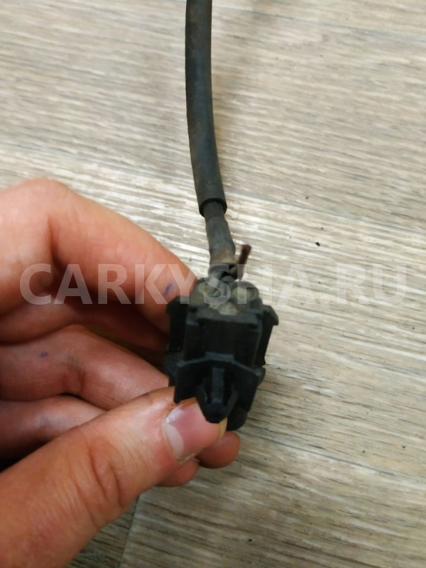 Датчик ABS передний правый Kia Rio оригинальный номер 956711G000