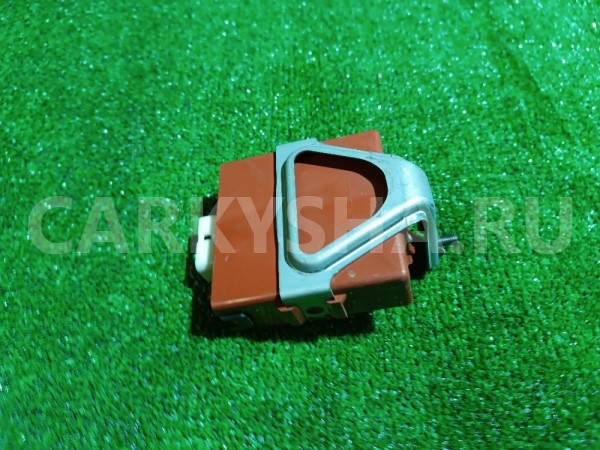 Блок управления центральным замком Toyota Windom 