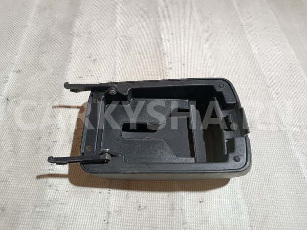 Подлокотник Nissan Bluebird Sylphy 