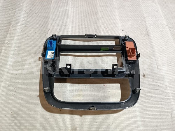 Рамка магнитолы Citroen C3 
