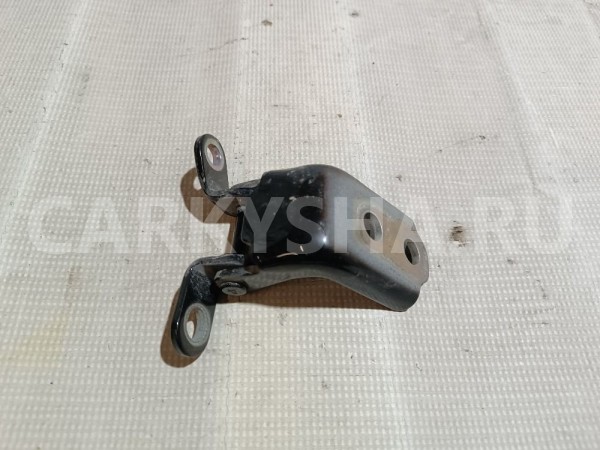 Петля двери задней левой нижняя Москвич 3 оригинальный номер 6206300V5000