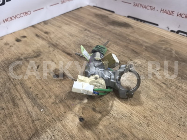 Замок зажигания Toyota Sienta 