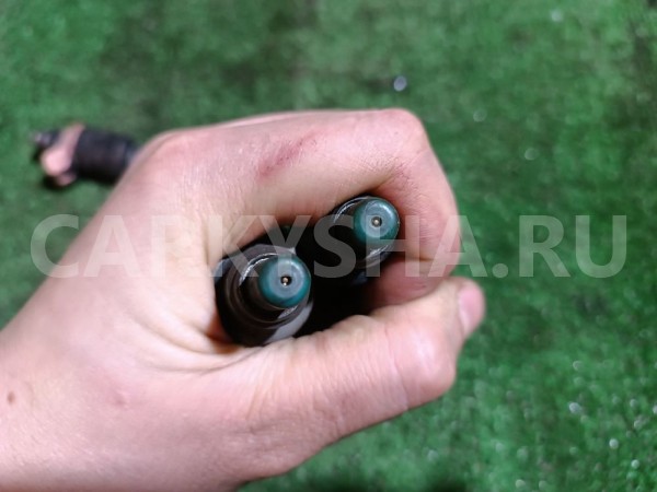 Форсунка инжекторная электрическая Nissan Maxima оригинальный номер A4600000