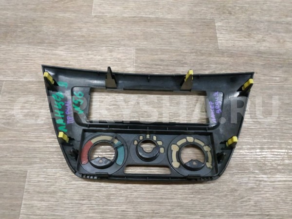 Накладка (кузов внутри) Mitsubishi Lancer 