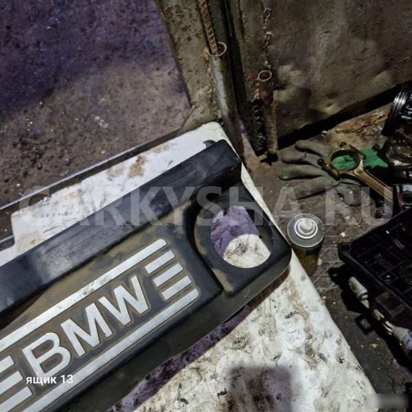 Декоративная крышка двигателя BMW 3 серия, n46b20 BMW 3er 