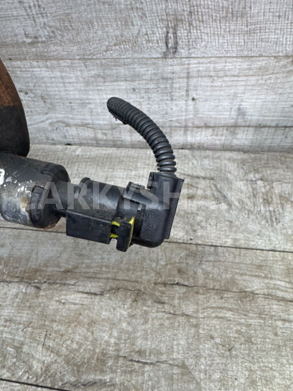 Клапан изменения фаз грм Fiat Albea 1.4 350 A1.000 Fiat Punto оригинальный номер 55209166