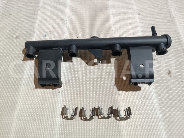 Рейка топливная (рампа) Peugeot 308 