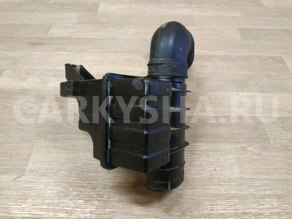 Резонатор воздушного фильтра Suzuki Liana 