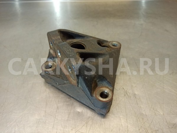 Кронштейн опоры двигателя правый TOYOTA Prius Toyota Prius 
