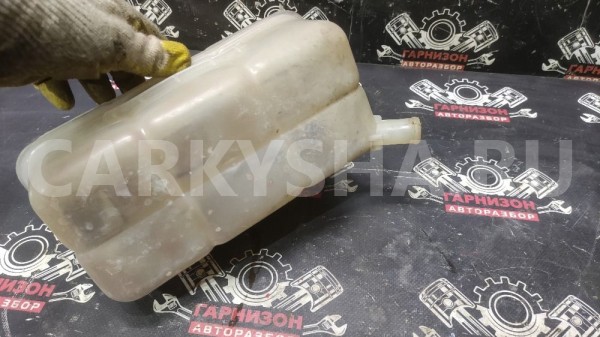 Расширительный бачок Ваз 2170 Лада Приора ВАЗ (Lada) 2110 оригинальный номер 21701311010