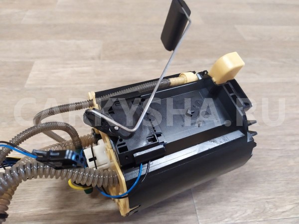 Насос топливный электрический Land Rover Freelander 