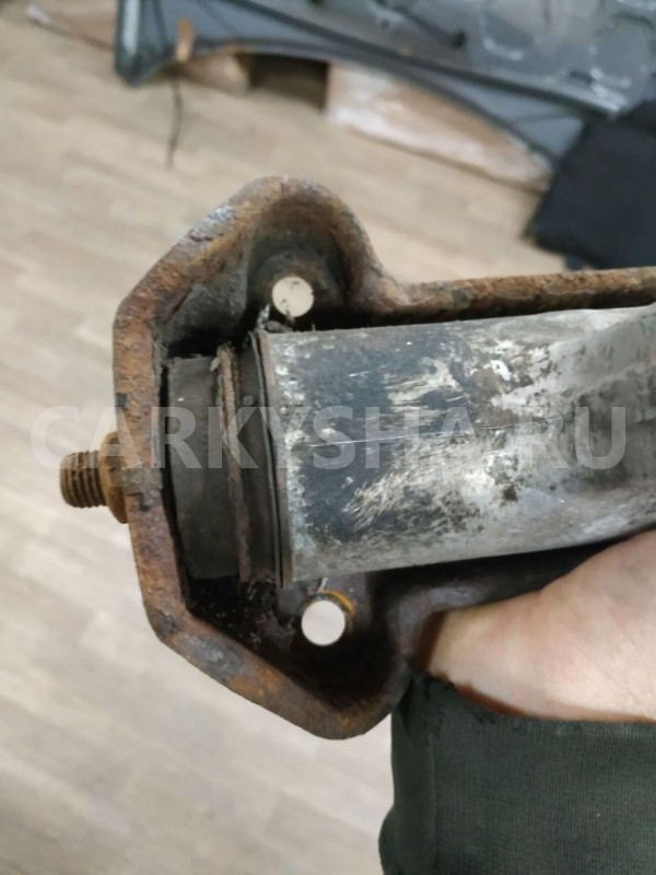 Рычаг передний верхний левый Mercedes-Benz S-klasse 