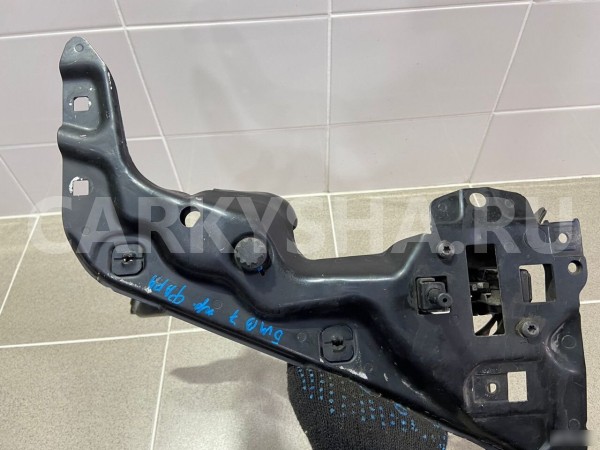 Рамка фары,передняя правая BMW 760LI 2004 г BMW 7er 