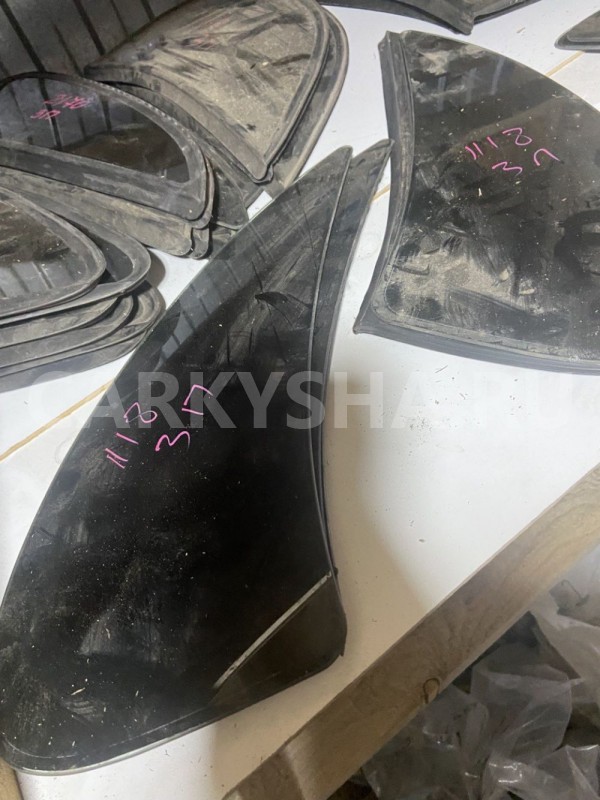 Стекло глухое ВАЗ (LADA) Kalina I (2004—2013) ВАЗ (Lada) Kalina оригинальный номер 1118