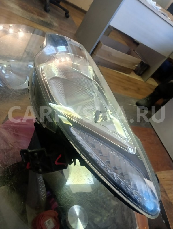 Фара галоген Honda Civic 8 2006-2008 33151SNBE03 4D, левая Honda Civic 