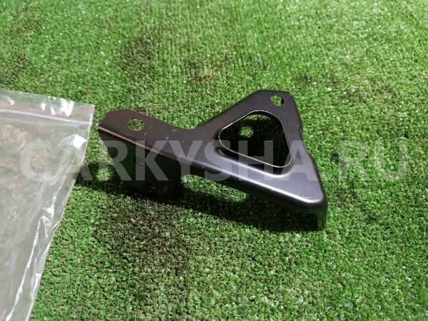 Кронштейн крепления крыла Volkswagen Tiguan оригинальный номер 5N0821135