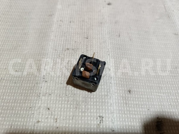 Реле Volvo 740 оригинальный номер 0332015012