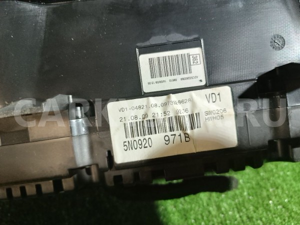 Комбинация приборов Volkswagen Tiguan 