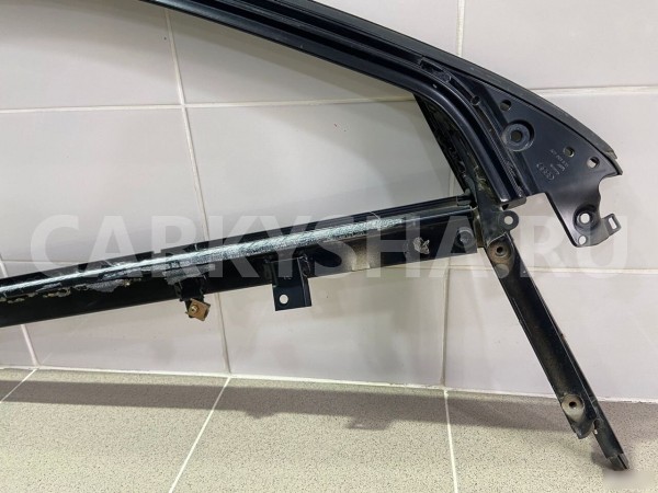 Рамка двери передняя левая Audi A4 2002 г Audi 200 оригинальный номер 8E0837629