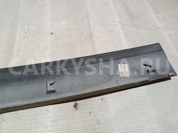 Накладка крышки багажника Ssang Yong Rexton 