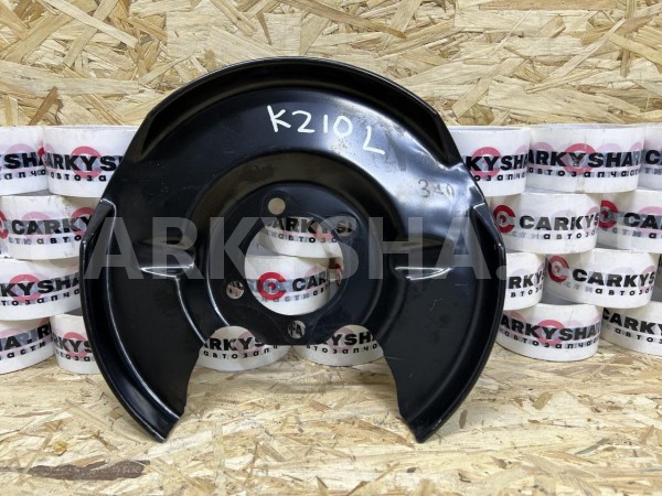 Пыльник тормозного диска левый задний Toyota Corolla XII (E210) – седан оригинальный номер 47882-02200