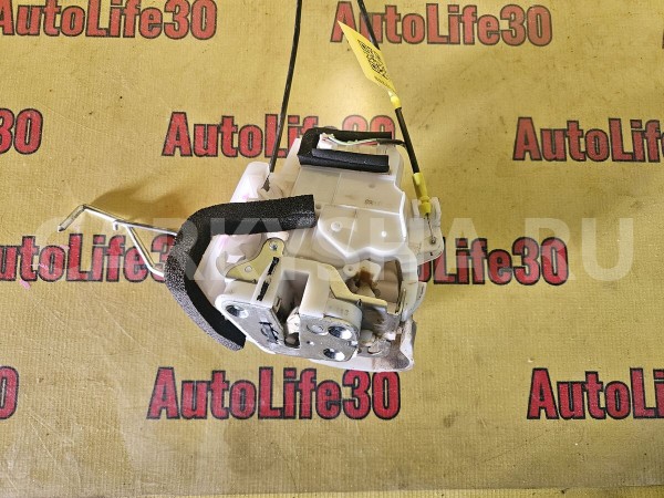 Замок двери передней левой Subaru Forester 